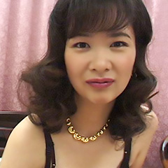 Akane Mochiduki